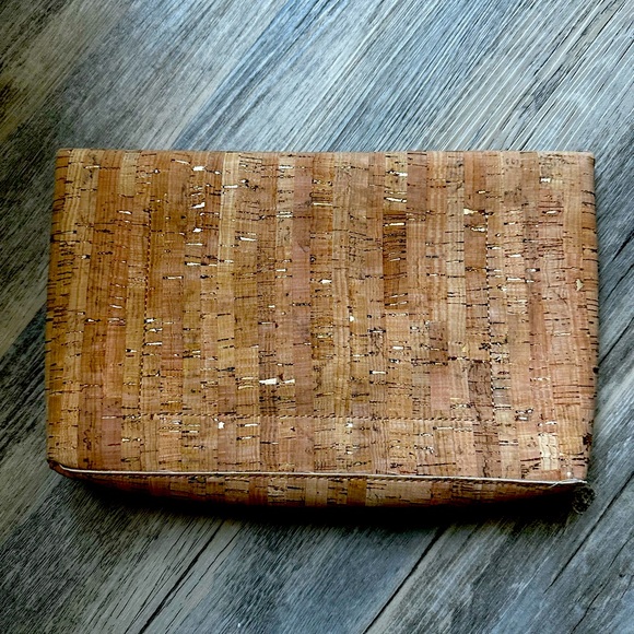 J. Crew Cork Clutch Purse With Gold Flecks Tag is still on. - Picture 2 of 8
